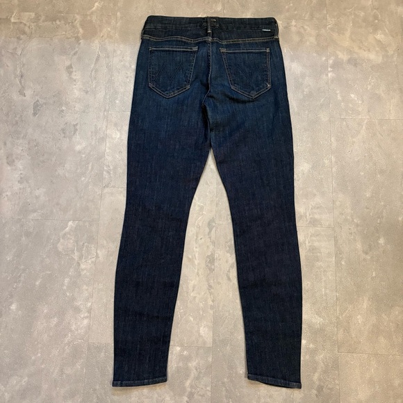 MOTHER The Looker Clean Sweep Dark Wash Skinny Jeans Size 28 - Picture 6 of 16